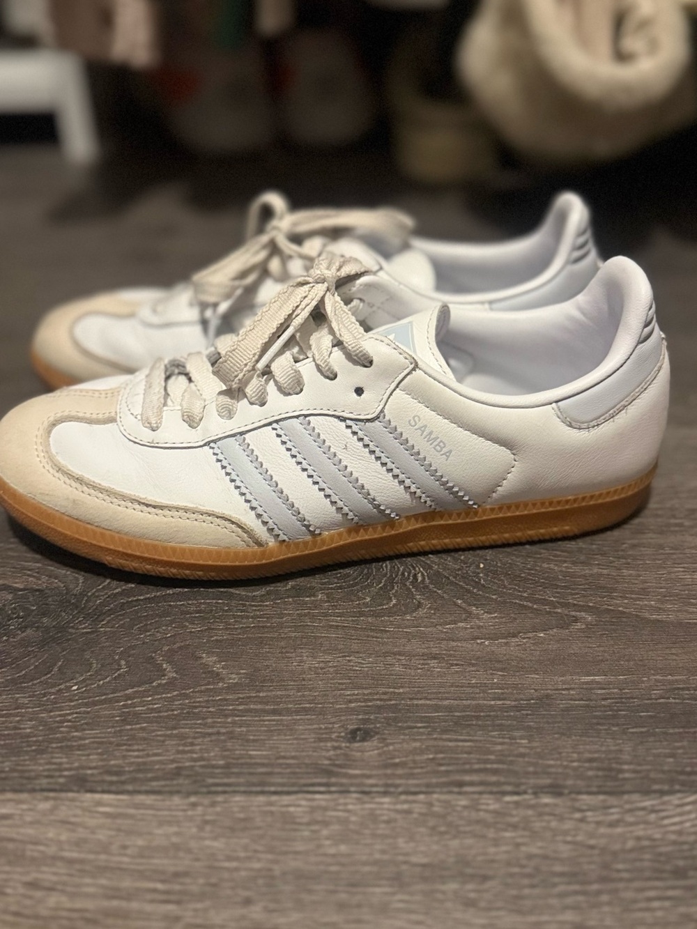 adidas White and Gum-Trim Women’s Samba Sneakers - Picture 3 of 6